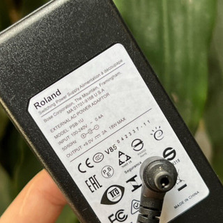 Dây nguồn 9v 2a đàn Roland