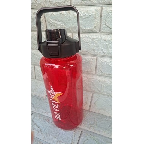 Bình nước khổng lồ 2 lít có chia vạch Bia Việt
