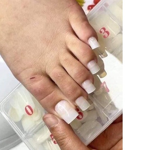 móng up chân form dài làm nail