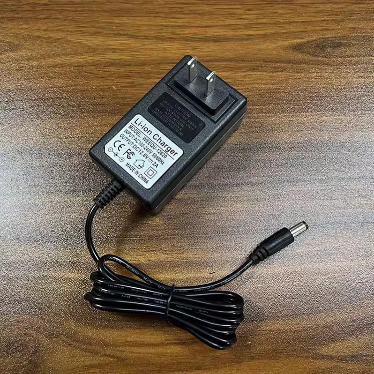 Bộ sạc Máy Hút Bụi PerySmith V20 Pro ( 12.6v - 11.1v )