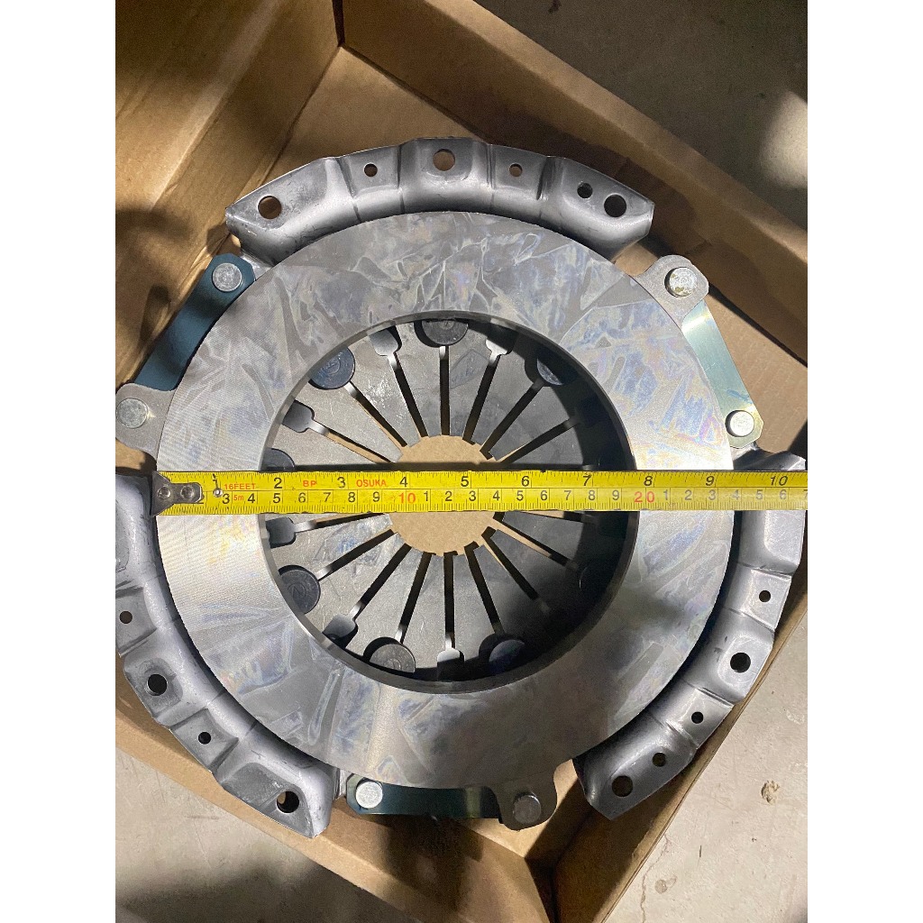 Mâm ép ( bàn ép) 240mm x 275mm x 41mm, dùng cho máy cày Kubota L4508, L4708 (hàng OEM)