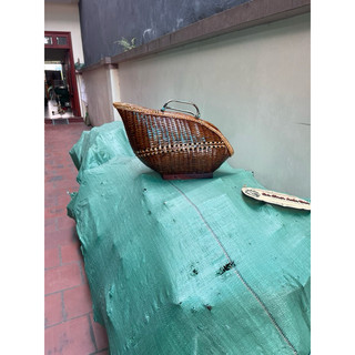 Làn mây tre đựng gà chọi