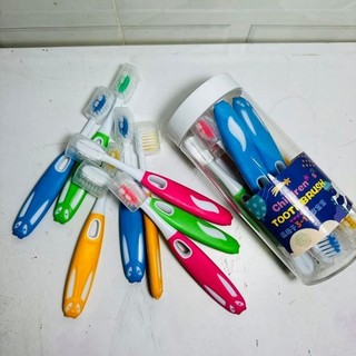 Hộp 8 bàn chải đánh răng cho bé