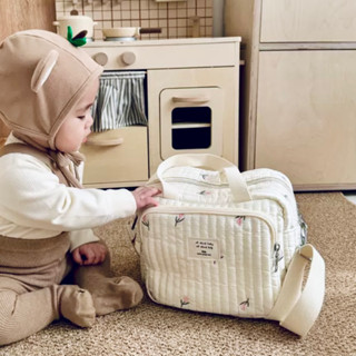   Bản lót chống thấm Túi đựng bỉm sữa cho mẹ và bé phong cách Hàn Quốc Kích thước: 24 * 13 * 24cm 