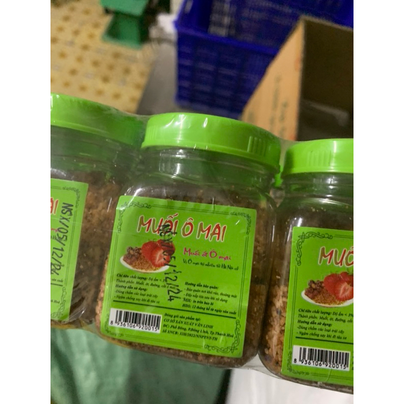 Hộp muối ô mai Bà Thu