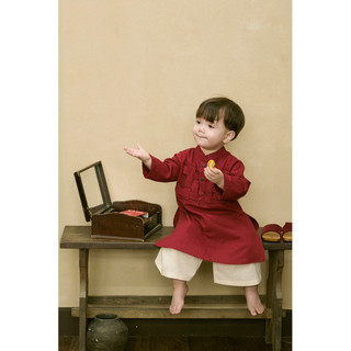  Set áo dài vĩ đan đỏ linen và quần 