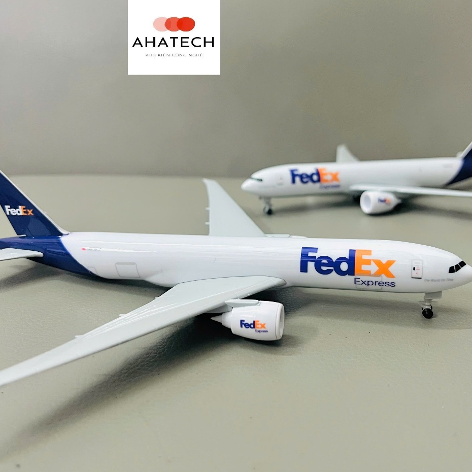 Máy Bay Mô Hình "Boeing 777 FedEx Express hãng vận chuyển toàn cầu FEDEX" Hợp Kim Cao Cấp Tỉ Lệ 1:40
