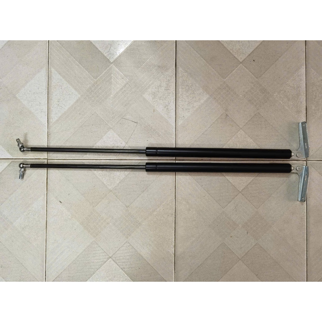 Ty chống cốp  sau Suzuki Carry, Daewoo Damas .