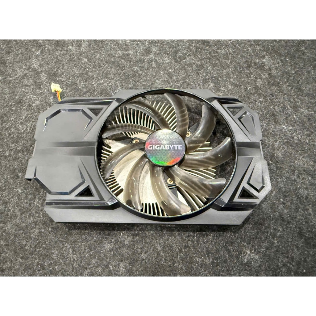 Quạt + Ốp + Tản VGA/Card màn hình Gigabyte GTX 750 Ti (Thay thế cho vga hư, gẫy fan)