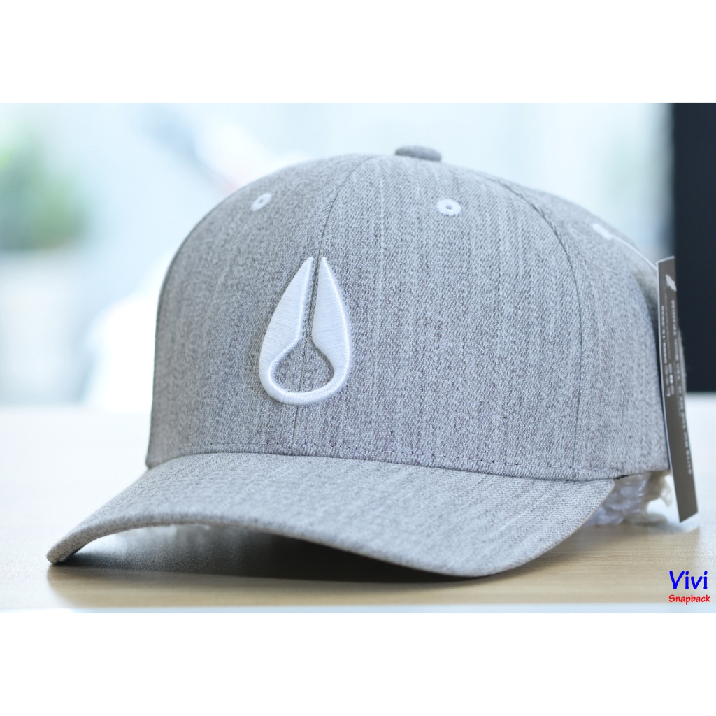 Mũ đuôi liền sau logo nixon đơn giản,Mũ bít đuôi thể thao màu ghi xám Nixon Fit Hat,Nón pít đuôi thờ