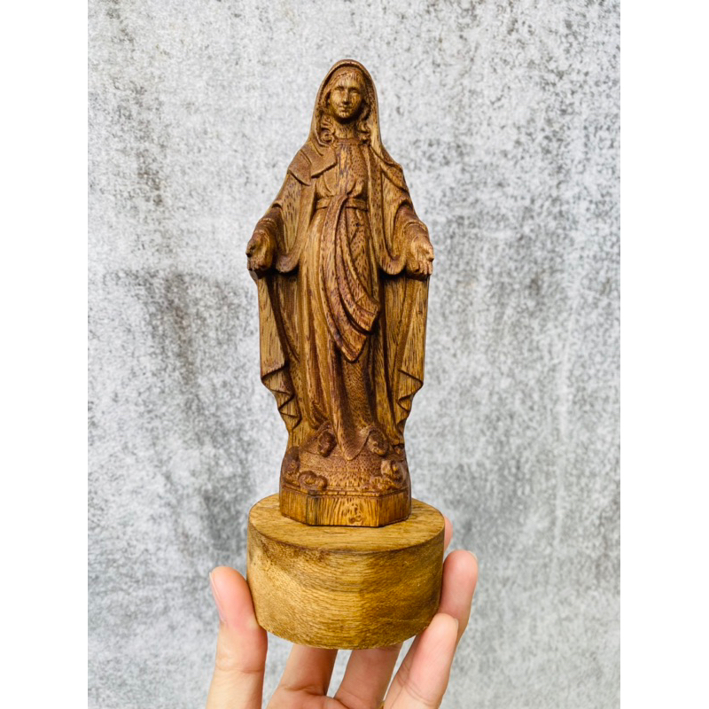 Tượng Đức Mẹ Maria Trầm Tốc Vườn