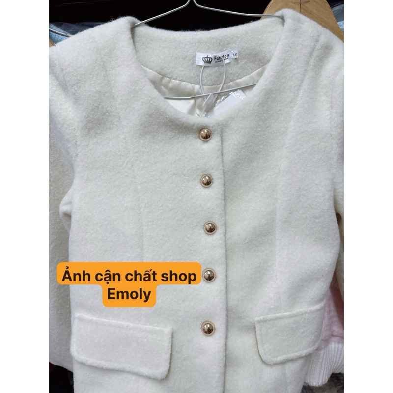 [SẴN] Áo khoác dạ dáng ngắn màu trắng kem đính cúc phong cách Hàn Quốc sang chảnh - 301 | BigBuy360 - bigbuy360.vn