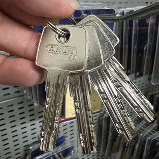 [Hỏa tốc HCM] Ổ khóa ABUS TITALIUM 66CSTI/60 - MSOFT