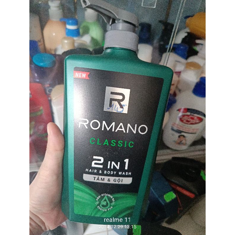 tắm gội 2in1 romano 650ml