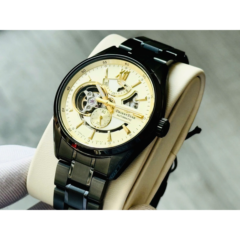 ĐỒNG HỒ NAM CHÍNH HÃNG Orient Star RK-AV0130G Automatic Joker Gold Dial Sapphire Black Case & Stainl