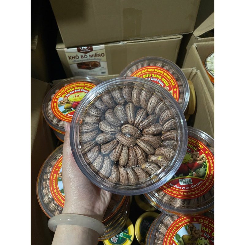 Hạt Điều Xếp Hoa 500g