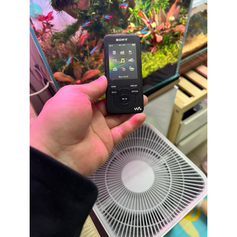 Máy nghe nhạc Sony wm E083 pin trâu