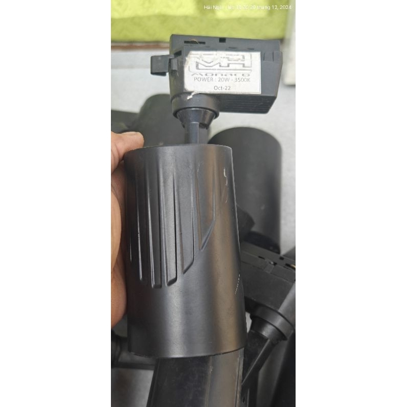 đèn rọi ray led ống dài 220v thanh lý