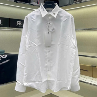 Áo sơ mi trắng christiano DIOR nam nữ dài tay vải lụa trơn phối chữ dior cổ tag logo ong thêu boy phố