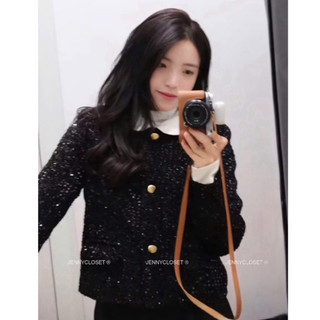  JENNYCLOSET ®”Bram Top”• Áo khoác dạ kim sa phối cổ sen tháo rời cao cấp ,Áo khoác mùa đông bling bling style thanh lịch 