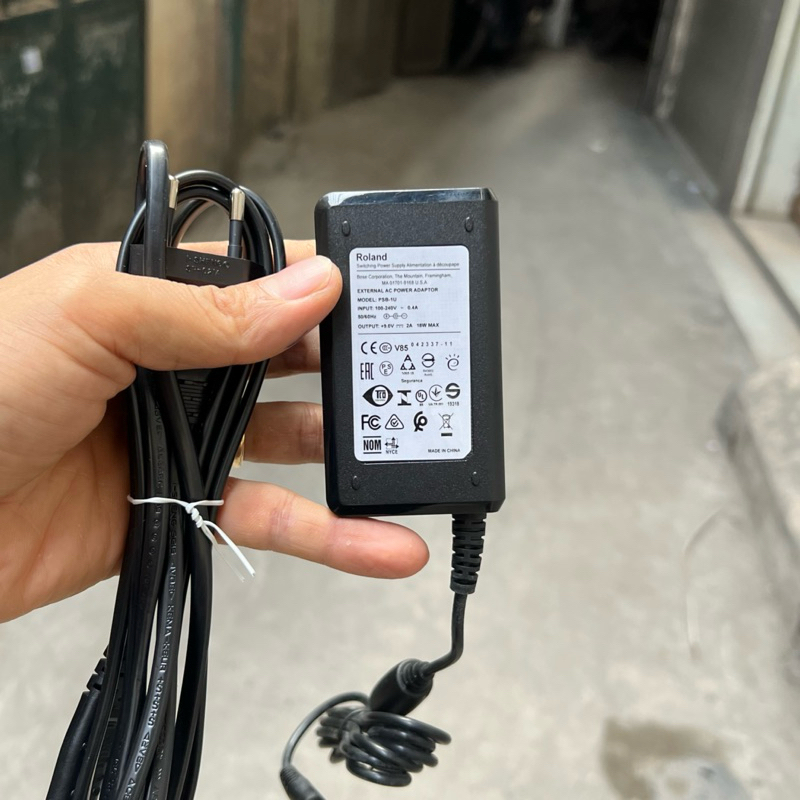 adapter-nguồn Roland PSB-1U