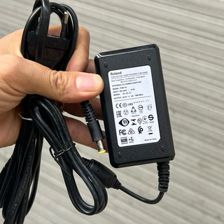 adapter-nguồn Roland PSB-1U