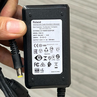 adapter-nguồn Roland PSB-1U