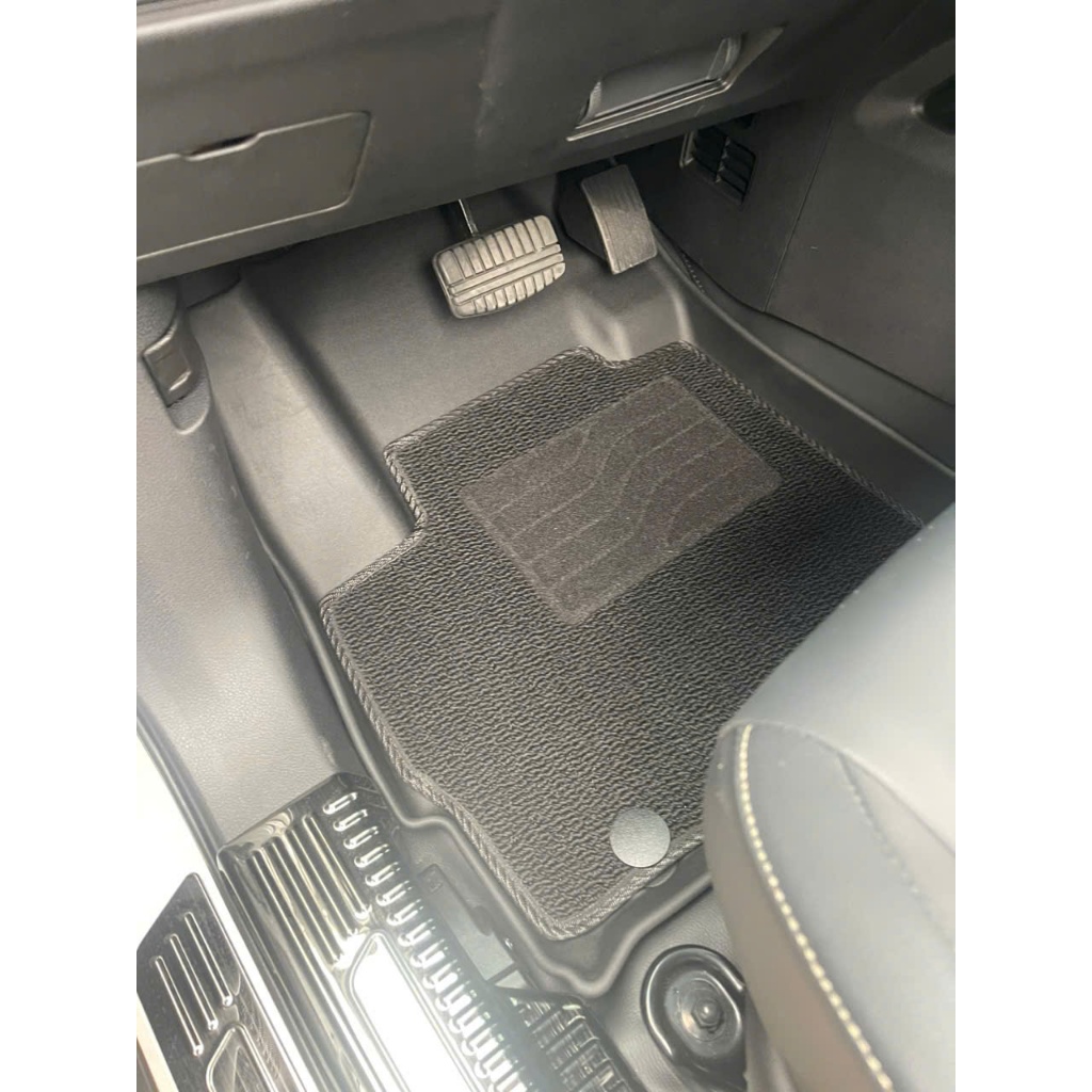 Thảm lót sàn 2 lớp sd3 Mitsubishi XFORCE Nhãn hiệu Macsim