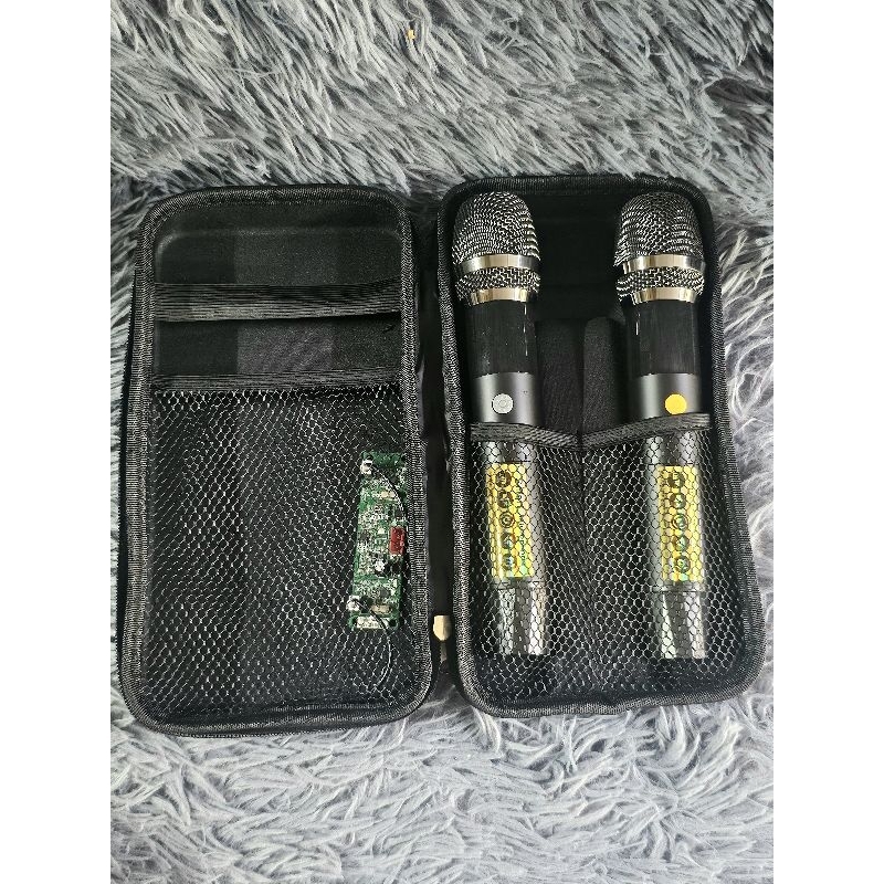 Micro không dây loa kéo 2 màn hình