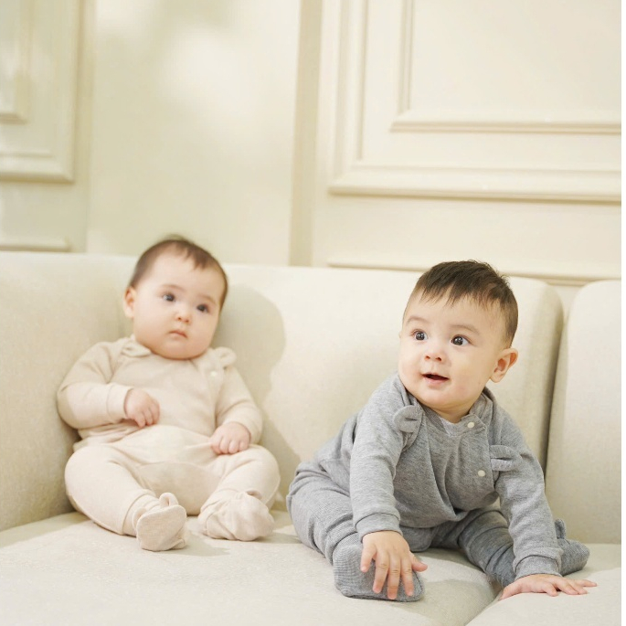 Nubes Bộ Sơ Sinh Cài Lệch Tai Gấu Kèm Bao Chân Đáng Yêu Cho Bé (Form Nhỏ)