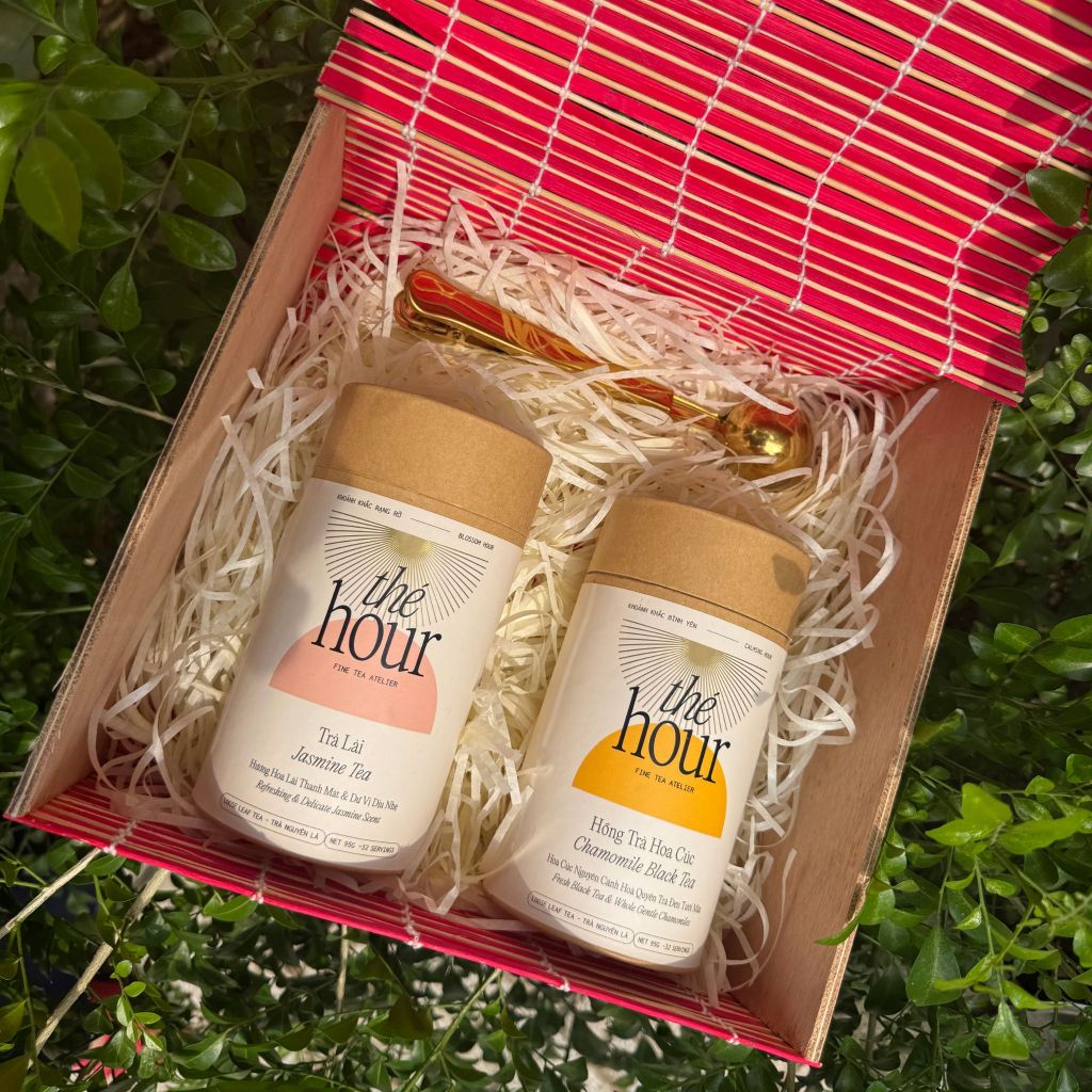 Hộp quà 8/3 bằng tre đan thủ công The Hour