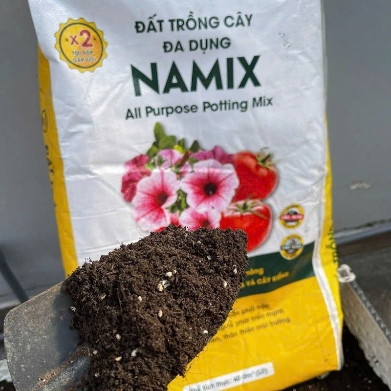 Đất trồng cây đa dụng chuyên rau và hoa Namix 5dm3