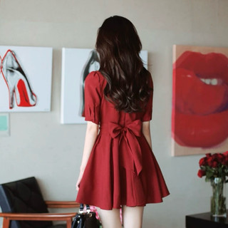 Đầm xoè váy đỏ xoè cột eo, váy dạo phố, váy tết xuongvnxk vnxk