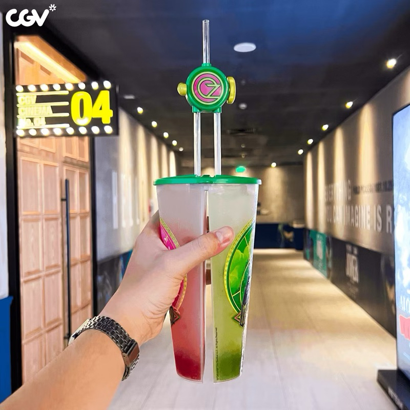 Ly nước Wicked Part 1 CGV