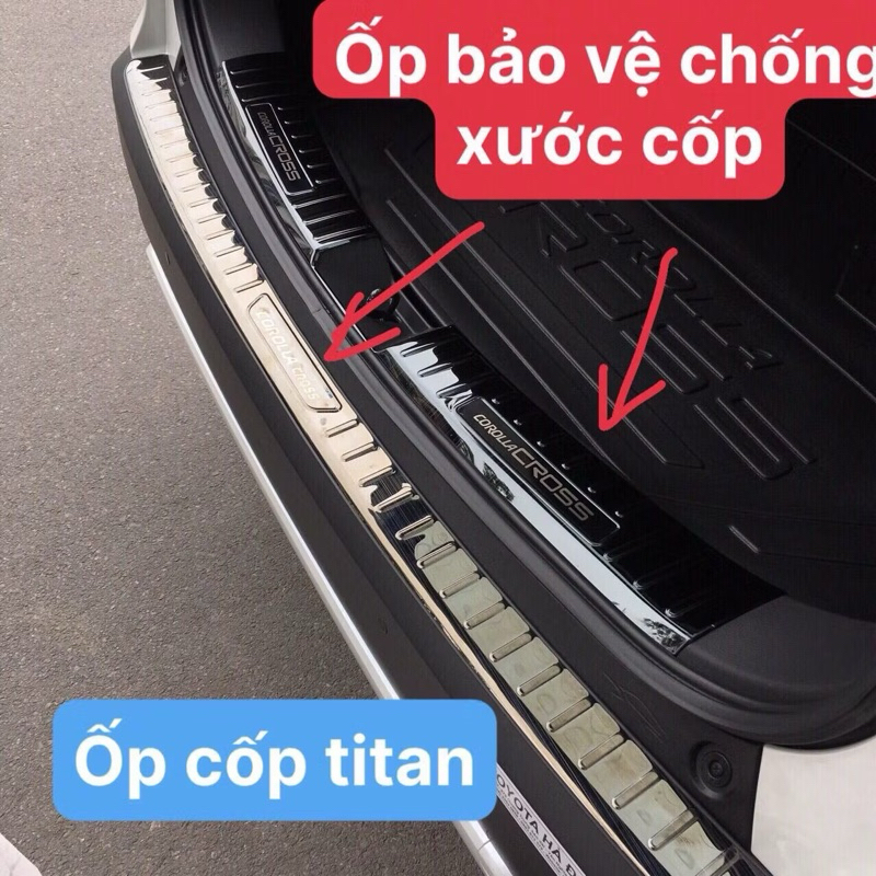 Toyota Cross, Ốp cốp, chống trầy xước cốp Toyota Corolla Cross 2020_2025 Chất liệu titan cao cấp Ful