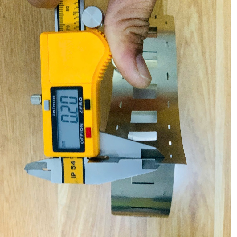 Kẽm đôi hàn cell pin 32140 - 33140 độ dày 0.2