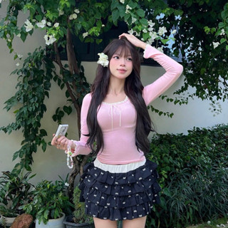 Moodie - Lucie Top | Áo Dài Tay Viền Ren Cổ Vuông Vải Thun Tăm Style Coquette