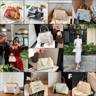 Túi xách cổ điển cho áo dài, sườn xám thêm thanh lịch, dịu dàng quà tặng ý nghĩa cho mẹ và bạn gái