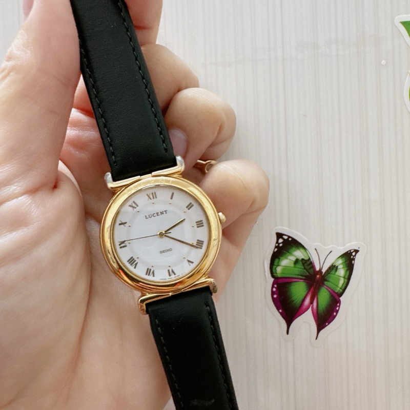 Đồng hồ si nữ hiệu Seiko dòng Lucent, mặt tròn dây da - Seiko watch