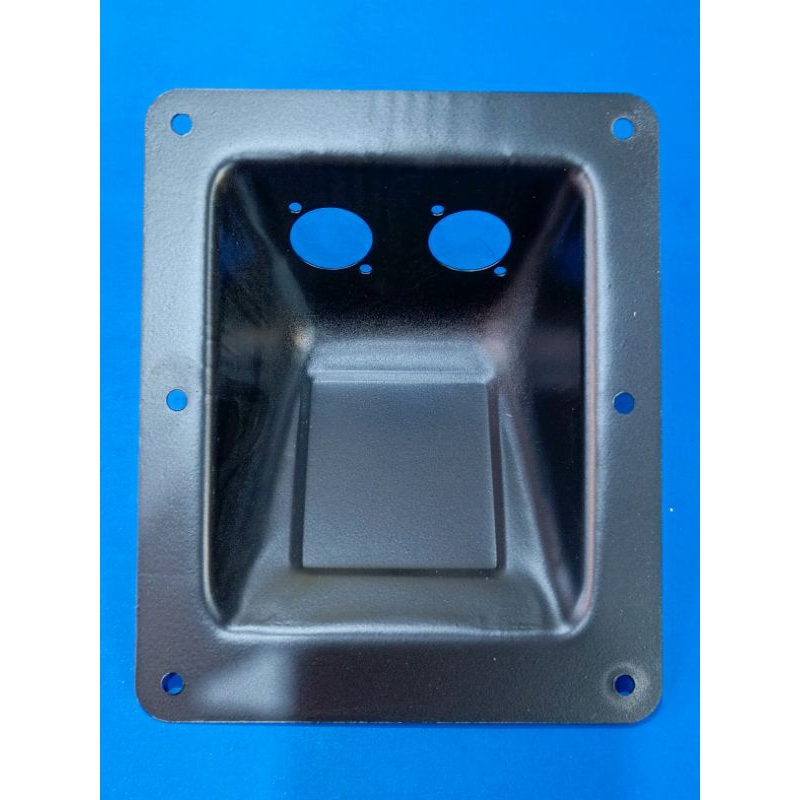 Trạm Sắt Array Thùng Loa, Thùng Sub 17cm x 14cm KHÔNG KÈM SPEAKON (1 Cái)