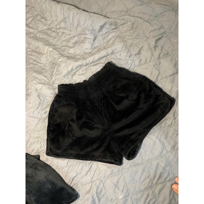 Quần Nhung 100k 3 Chiếc