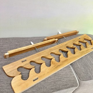 Giá Treo Sáo Trúc Gỗ Quế