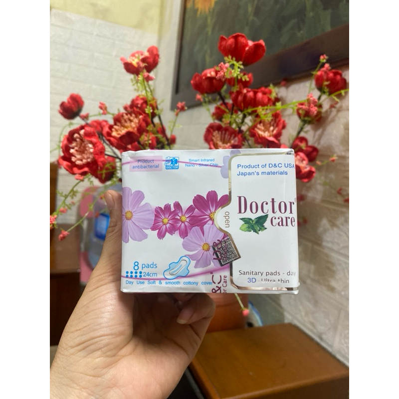 Băng vệ sinh thảo dược D&C Doctor Care ban ngày 24cm