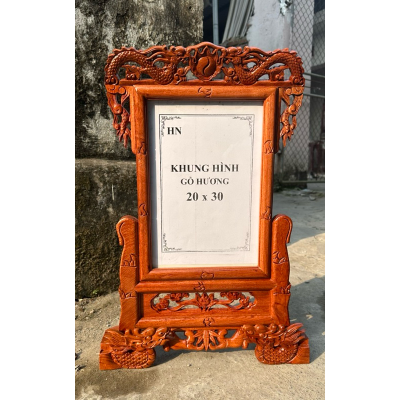 Khung ảnh thờ chạm rồng gỗ hương