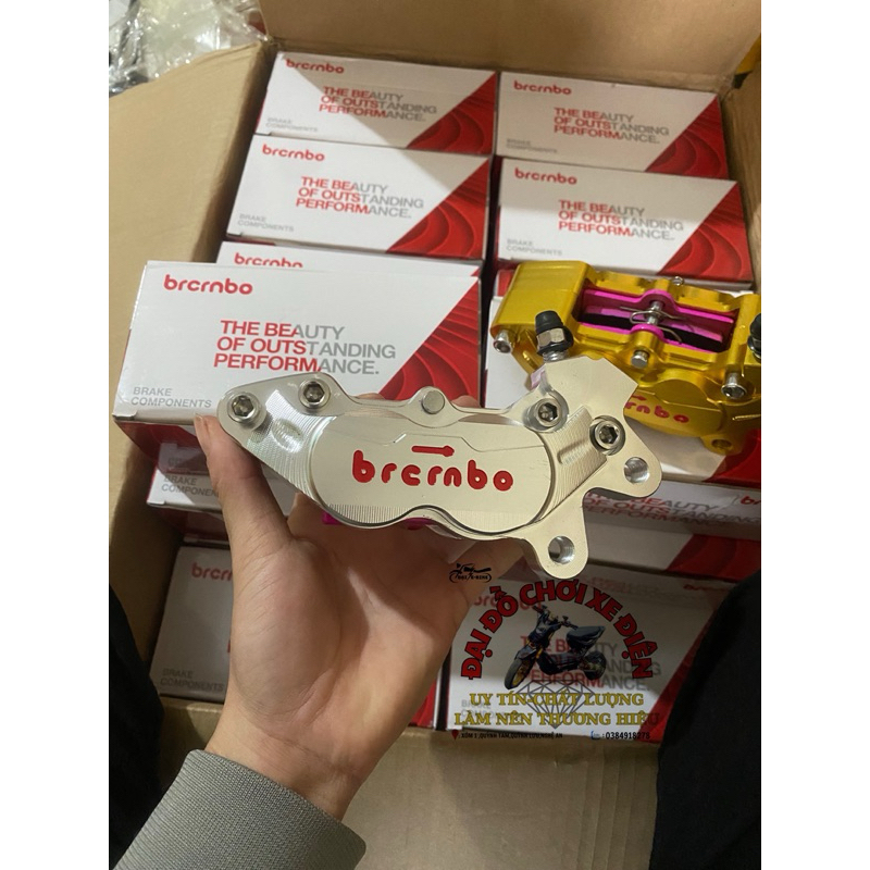 Heo dầu 4pis brembo hàng cnc lắp cho xe điện và xe máy tặng ốc dầu