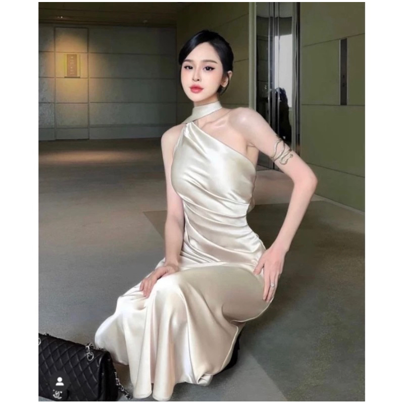 Đầm Lụa Cổ Yếm  Dáng Dài Đuôi Cá Dự Tiệc Sang Chảnh