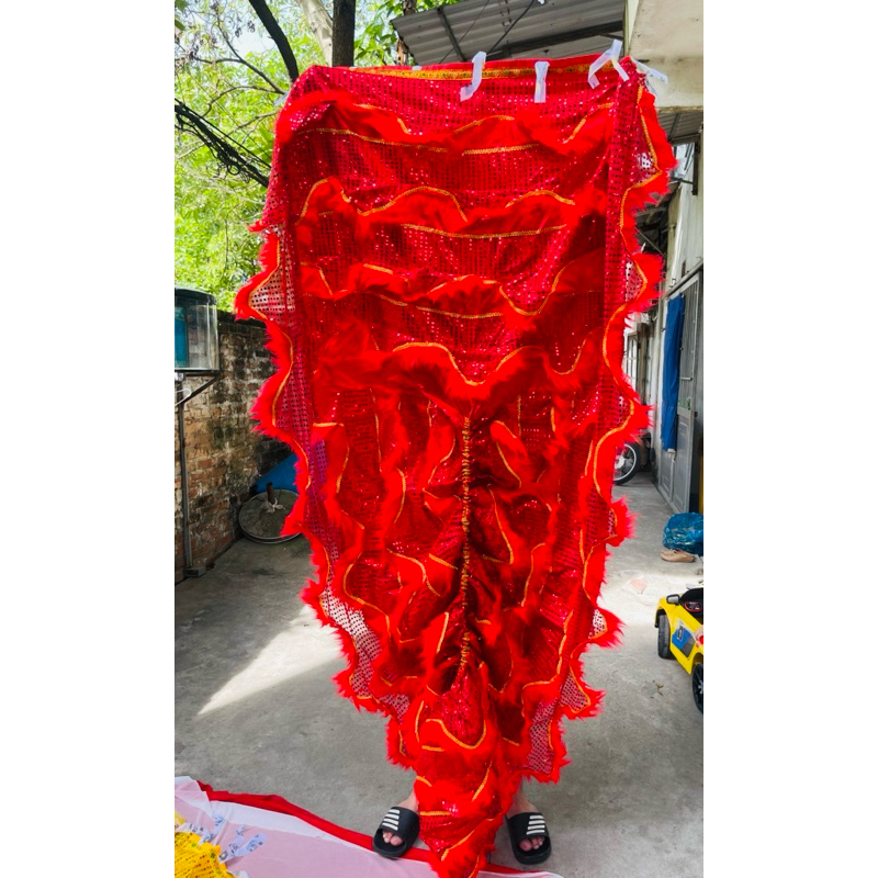 Đuôi lân múa trung thu kim sa cỡ đại dài 2m4 rộng 1m1- màu vàng và đỏ