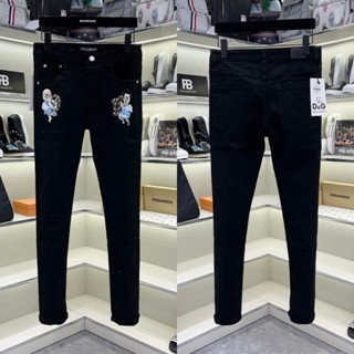 Quần jean bò nam Đôn Chề slimfit đen đậm trơn thêu logo hình thiên thần tình yêu hai đùi basic QJ666P