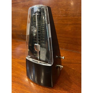 Máy đánh nhịp Metronome màu gỗ chất liệu nhựa có tiếng chuông dùng để luyện đàn, nhịp độ