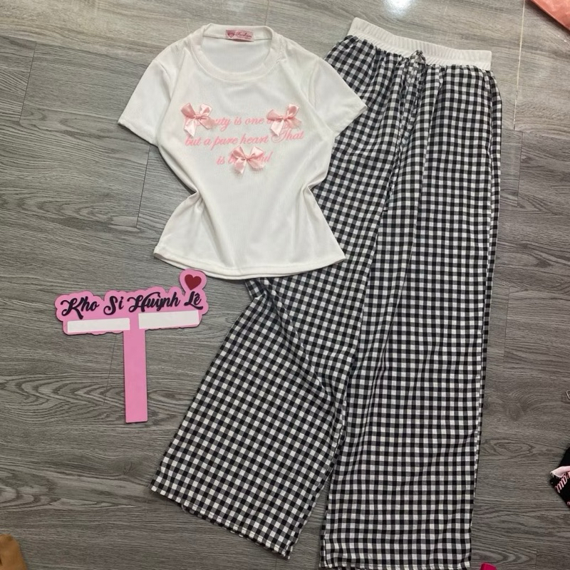 [ Rẻ vô địch ] Set bộ áo croptop mix quần kẻ caro cạp trắng - Ba chiêc nơ | BigBuy360 - bigbuy360.vn